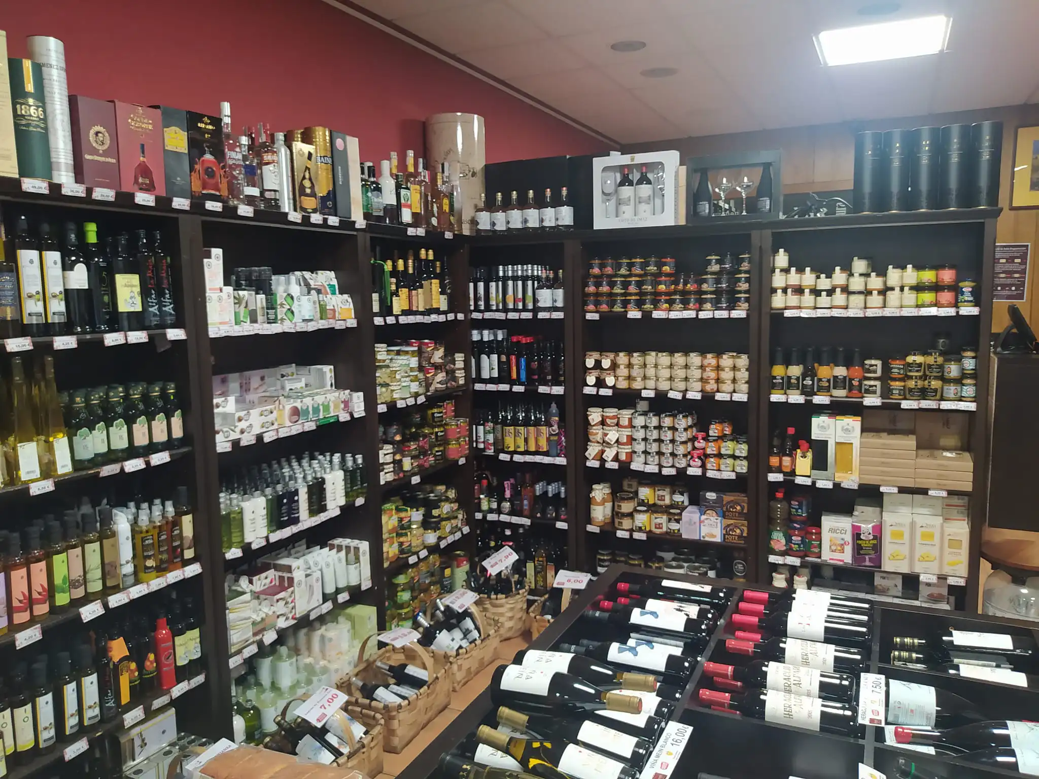 La Vinoteca Mayor 22 4