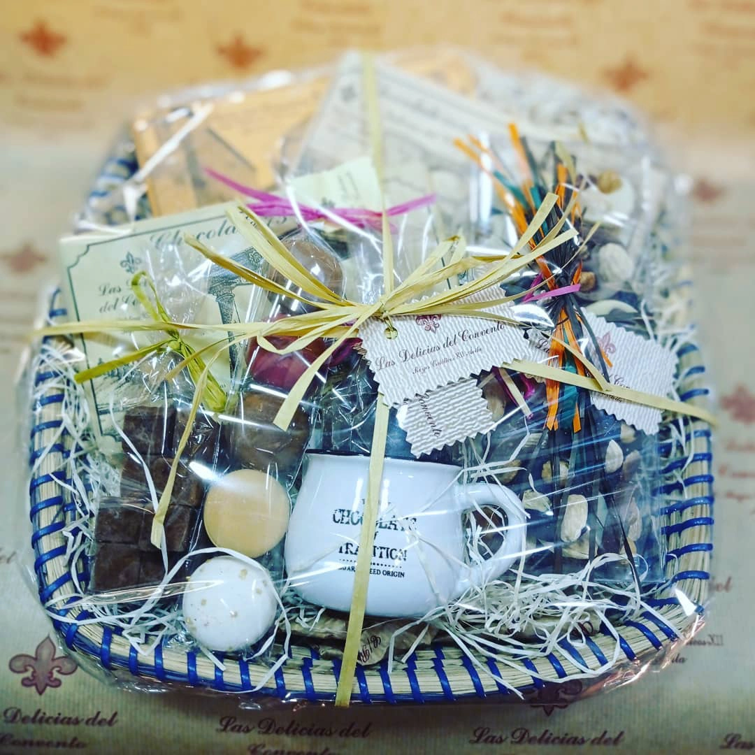 cesta de productos de avila Las Delicias del Convento