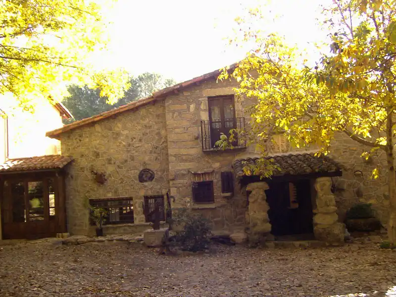exterior posada el molino del cubo