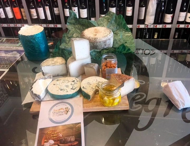 Quesos y Vinos Sabor Alegre 1