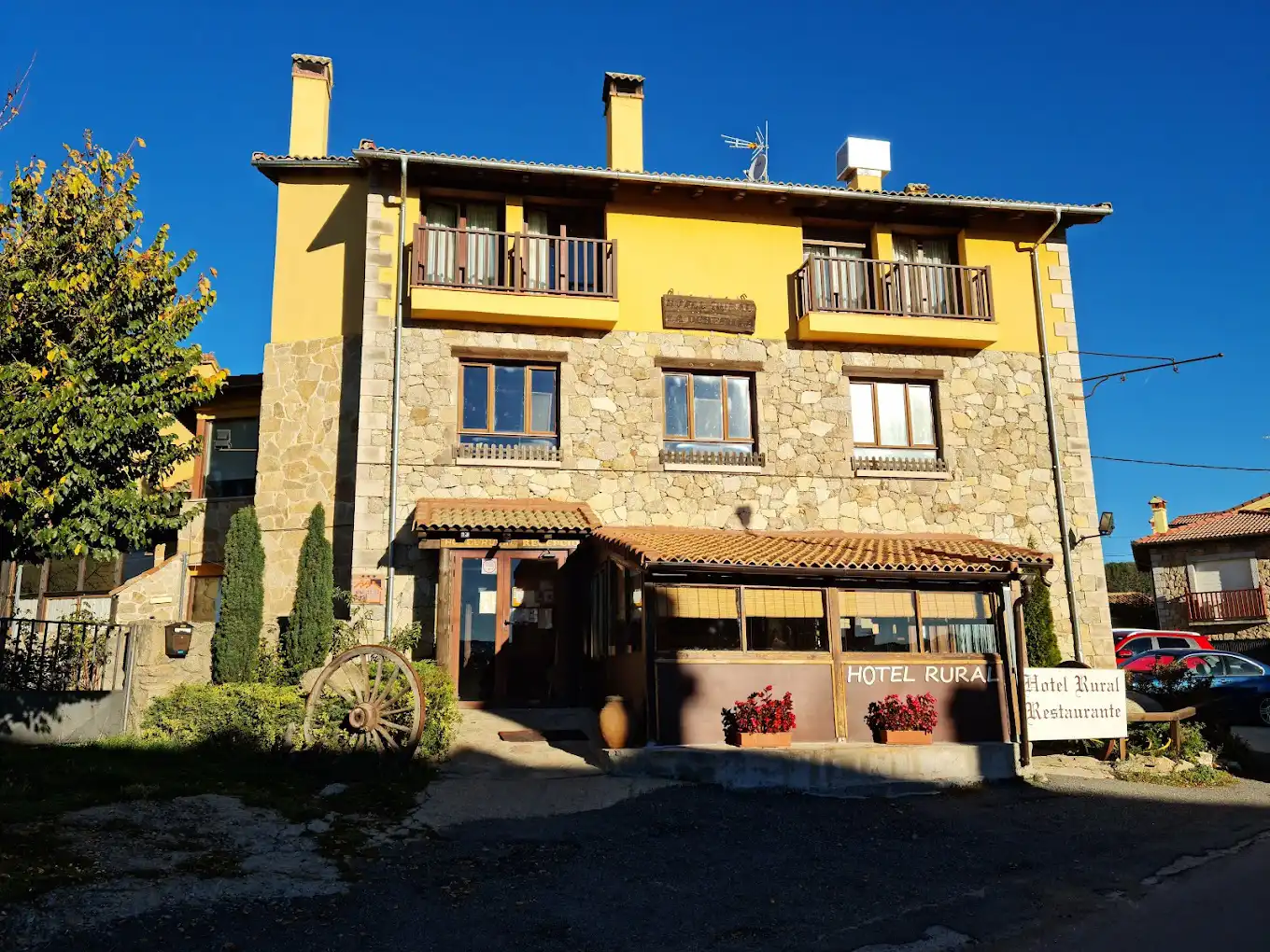 exterior del restaurante la dehesilla