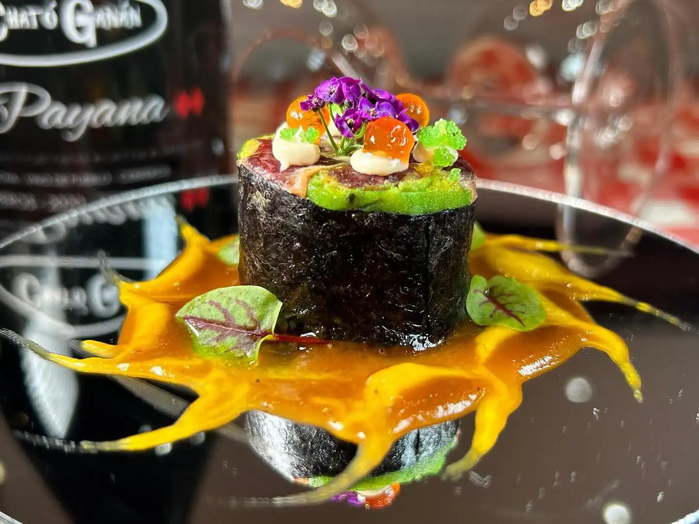 experiencia gastronomica local en taberna de los verdugo