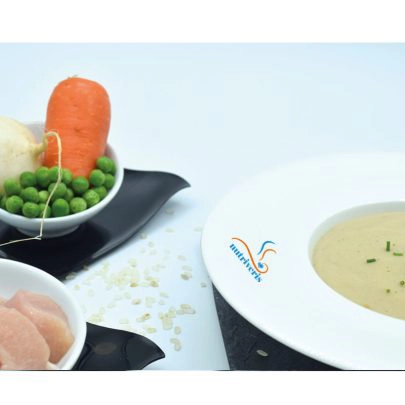 arroz con pollo y guisantes