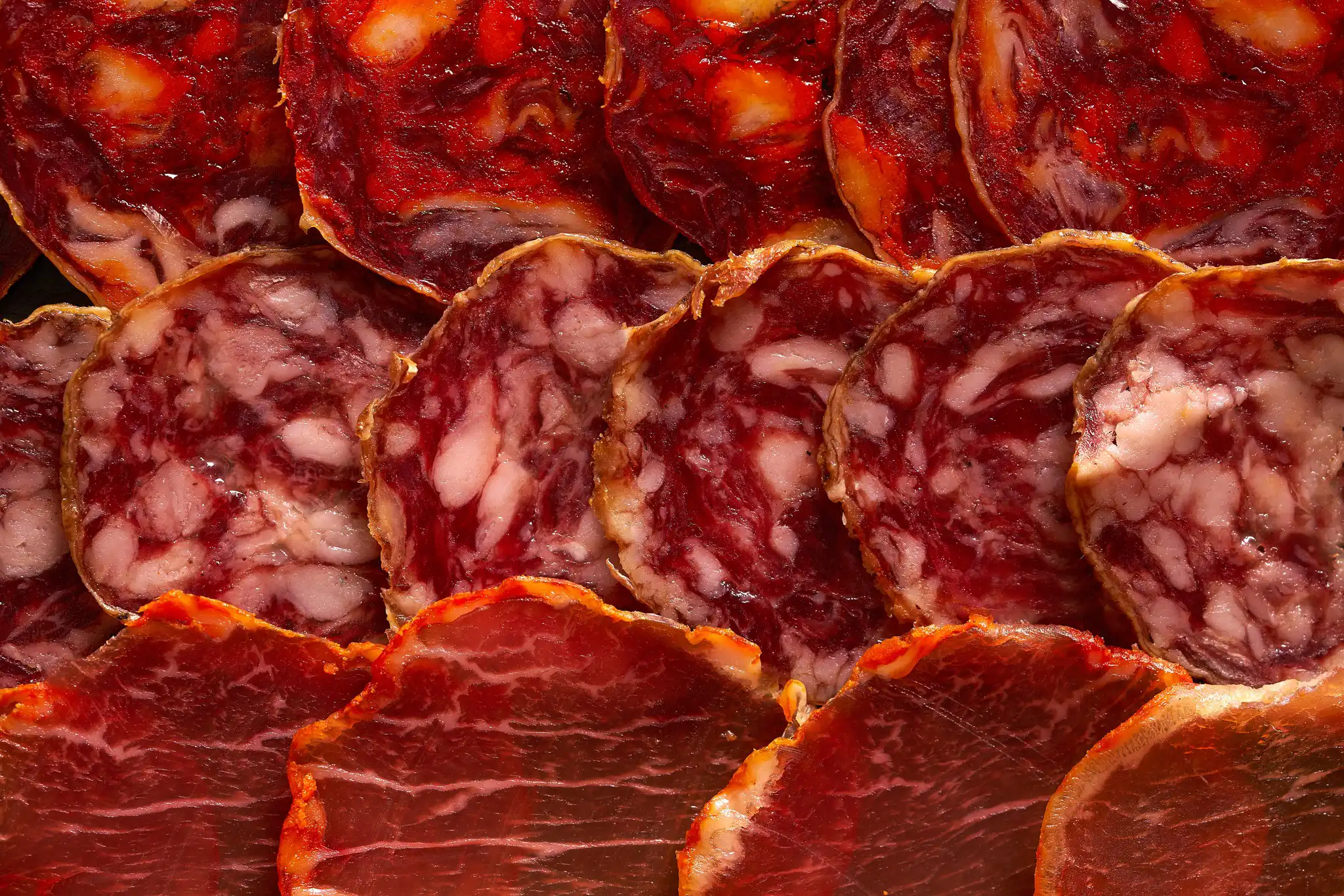 Chorizon, salchichón y lomo de Embutidos y Jamones Garrudo Benito